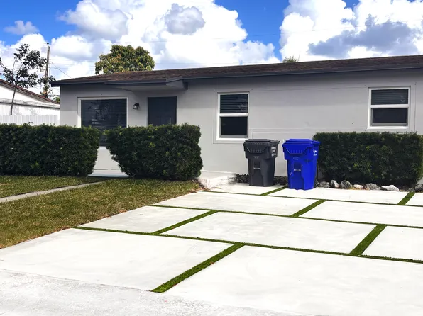 721 N 68th Ter, Hollywood, FL 33024