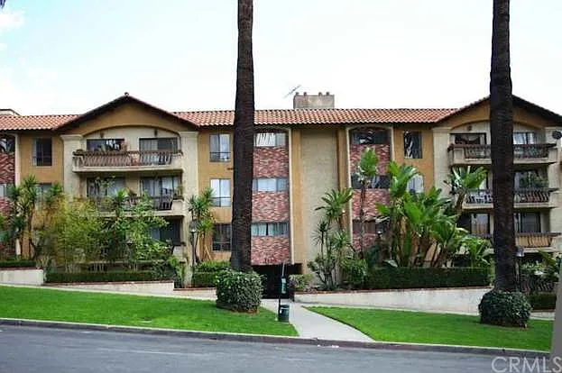 1750 Camino Palmero St #538 — Photo 13