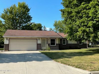 419 Lawndale Dr, Bryan, OH, 43506