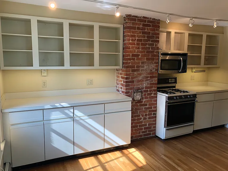36 Greenough Ave #3 — Photo 10