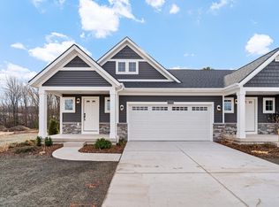 13556 Bowne Dr, Nunica, MI 49448