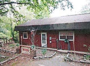 93 Manor Dr, Hayesville, NC 28904