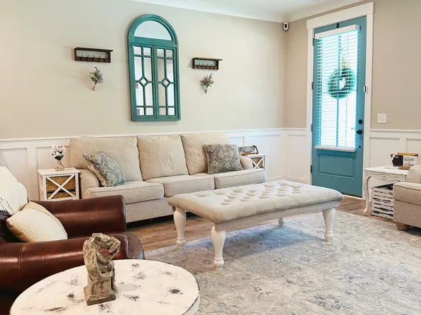 2199 Downing Ave, Savannah, GA 31404