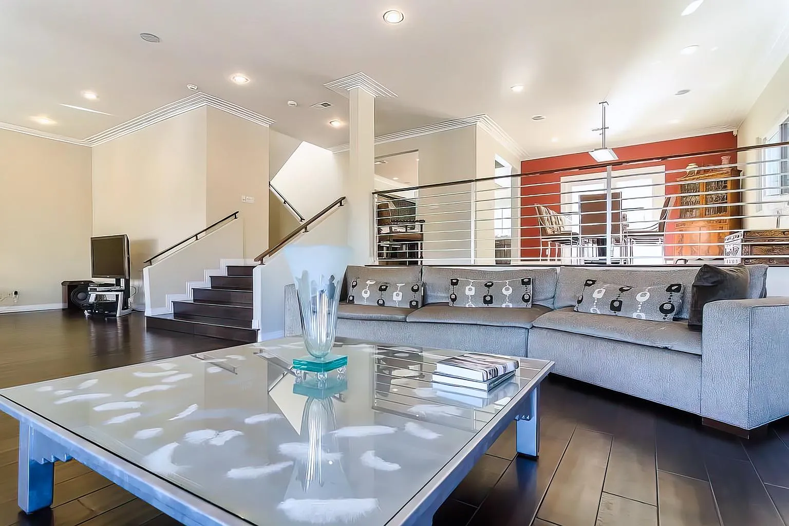 15316 Del Gado Dr — Photo 4