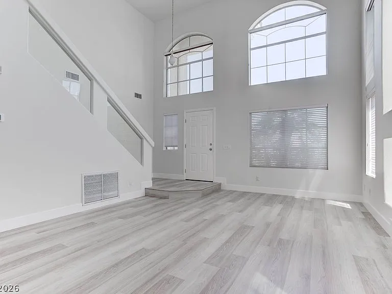 1 Rising Sun Ct — Photo 5