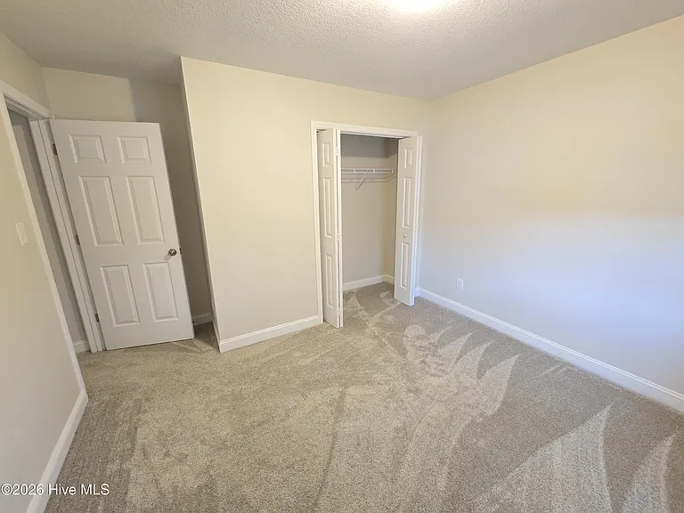305 Cabin Cir — Photo 16