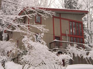 26 Grass Hill Rd, West Whately, MA 01039