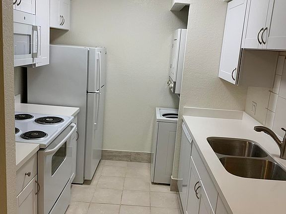 5th image of 5035 N 17th Ave Unit 115