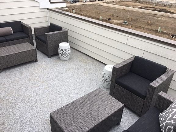 3rd image of 3542 Irving Pl #0