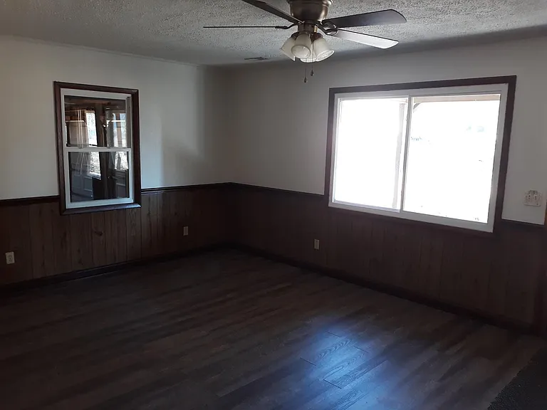 25019 Ridge Rd — Photo 5