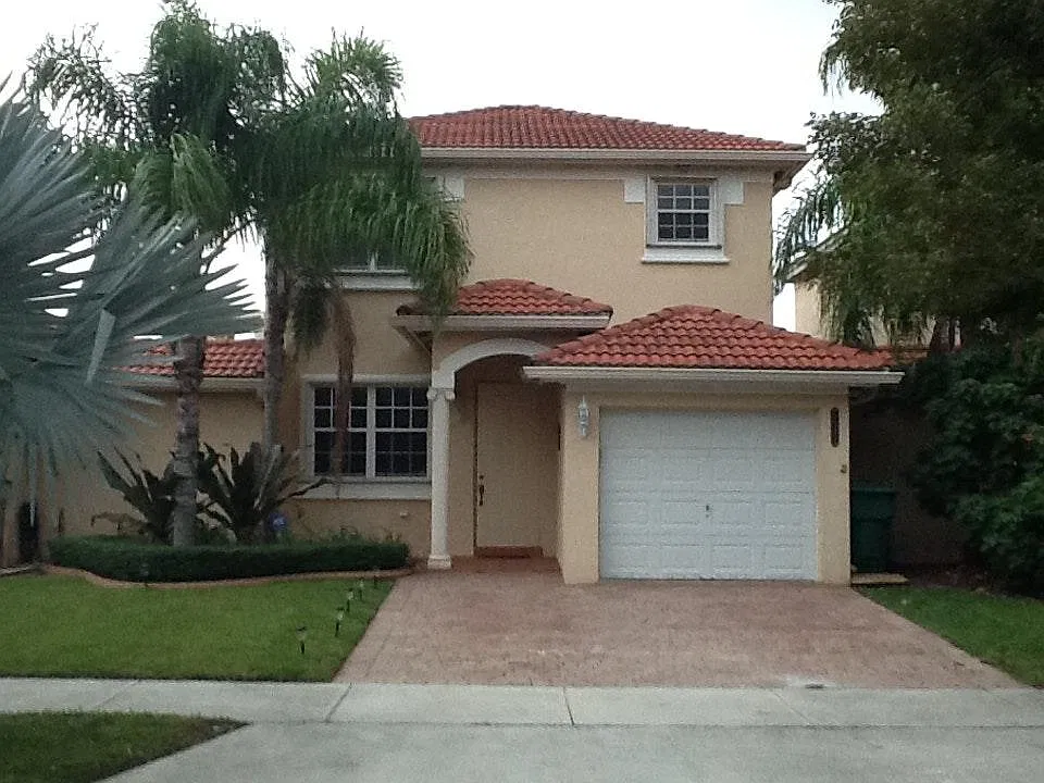 2421 SW 152nd Ct