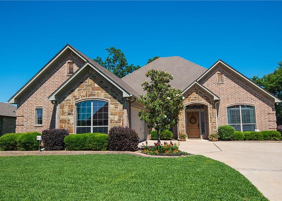 1st image of 16529 Kingston Ct