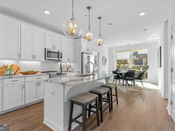 396 Pratt Dr SE, Atlanta, GA 30315