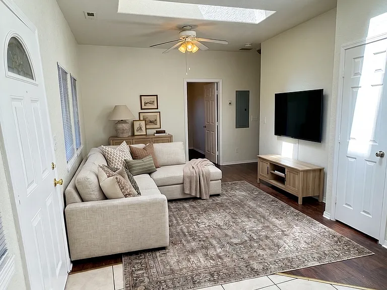 4545-4567 Morrison Rd — Photo 11