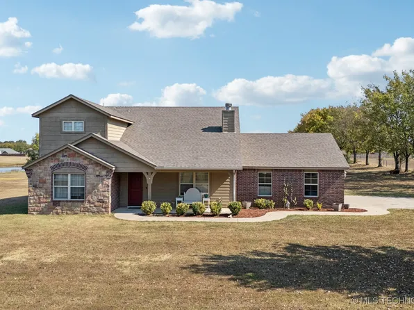 284 Bluebird Ln, Pryor, OK 74361
