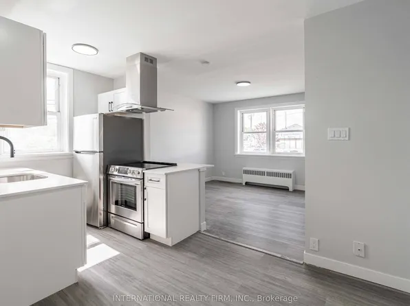 215 Hamilton Rd #1, London, ON N5Z 1P9