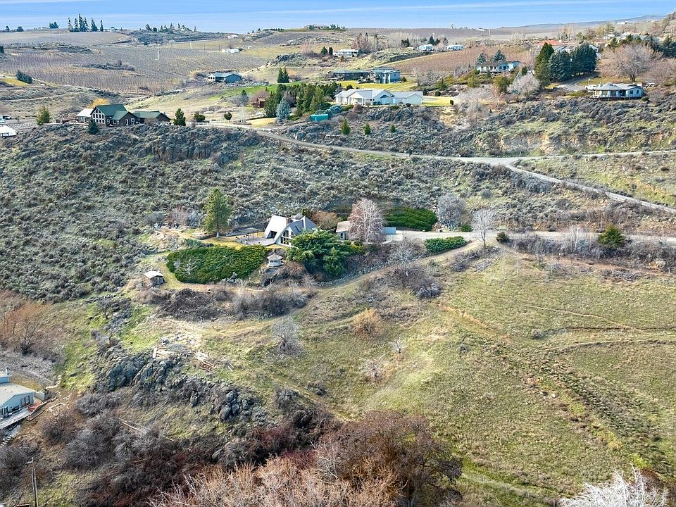 2nd image of 0 NNK S Naches Road