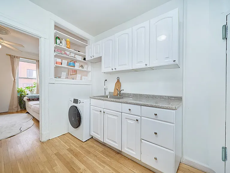 177 Bleecker St #1 — Photo 4