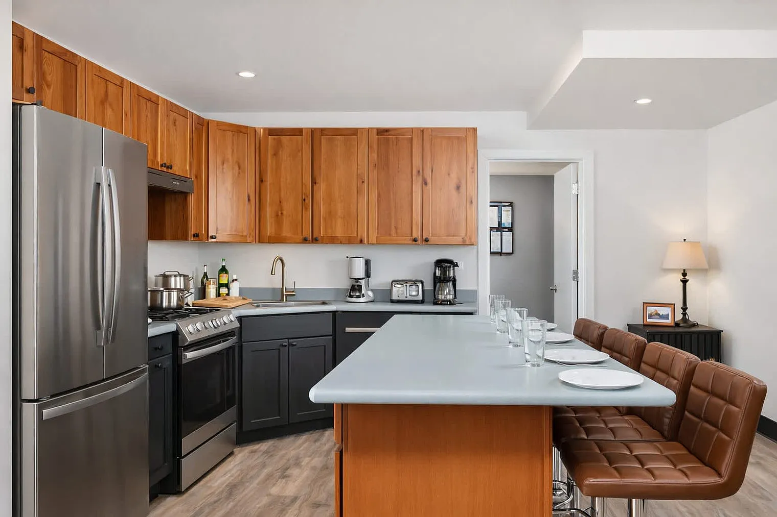 1 bed, 2.0 bath, 947 sqft, $2,667 — Photo 4