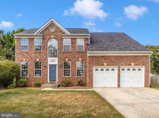 17818 Falconcrest Cir, Germantown, MD 20874
