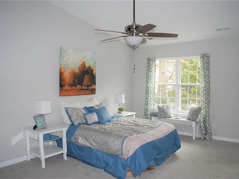 948 Allendale Dr — Photo 10