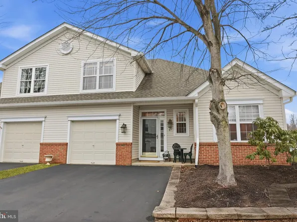 67 Black Eyed Susan Rd, Langhorne, PA 19047