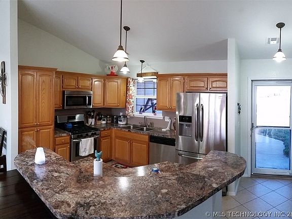 4th image of 25325 S Hackamore Rd E