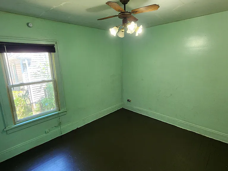1540 Maple Rd — Photo 7