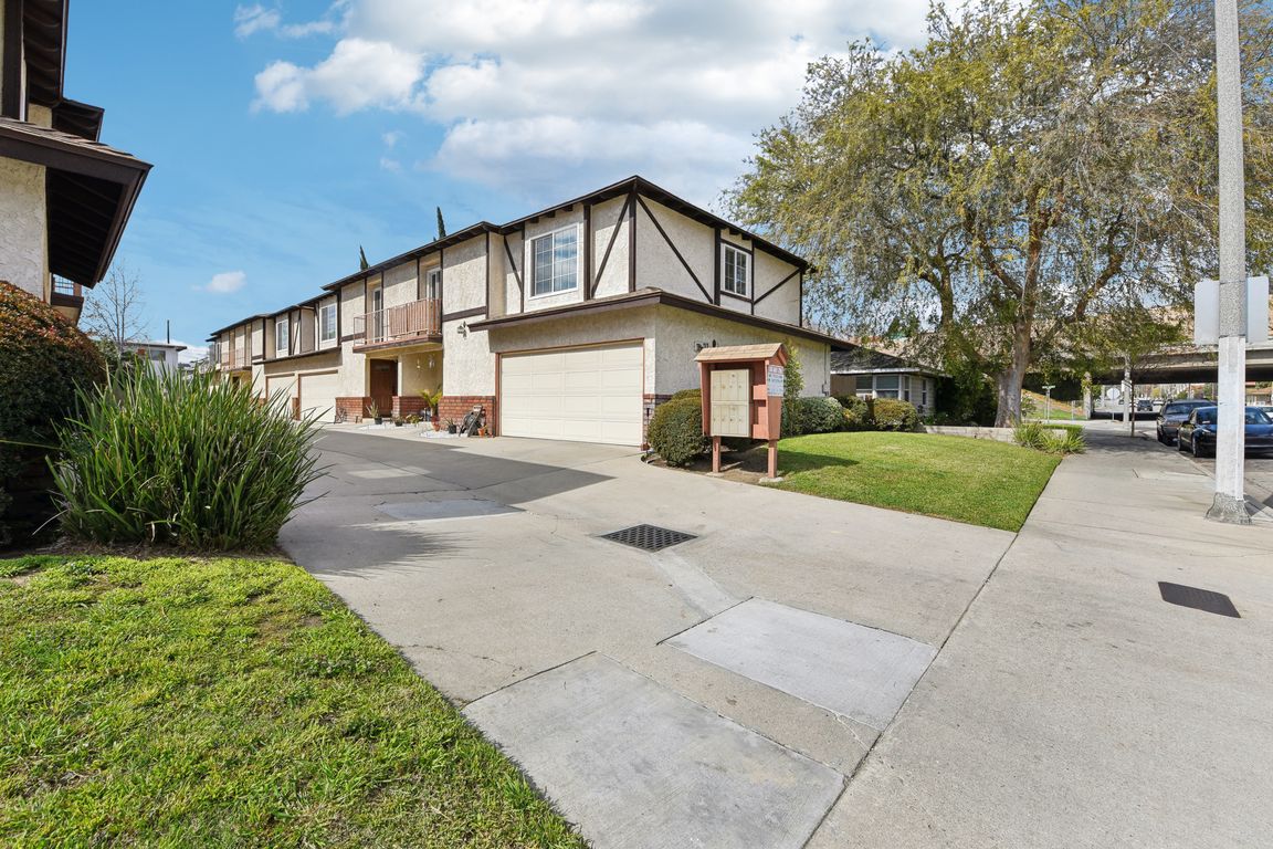 S Mayflower Ave A-001.jpg