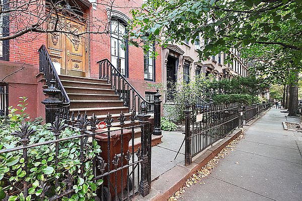 1st image of 212 Court St #1