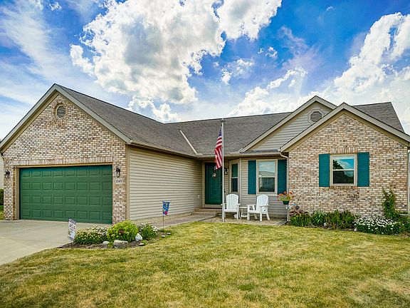 3rd image of 1049 Somerset Ct