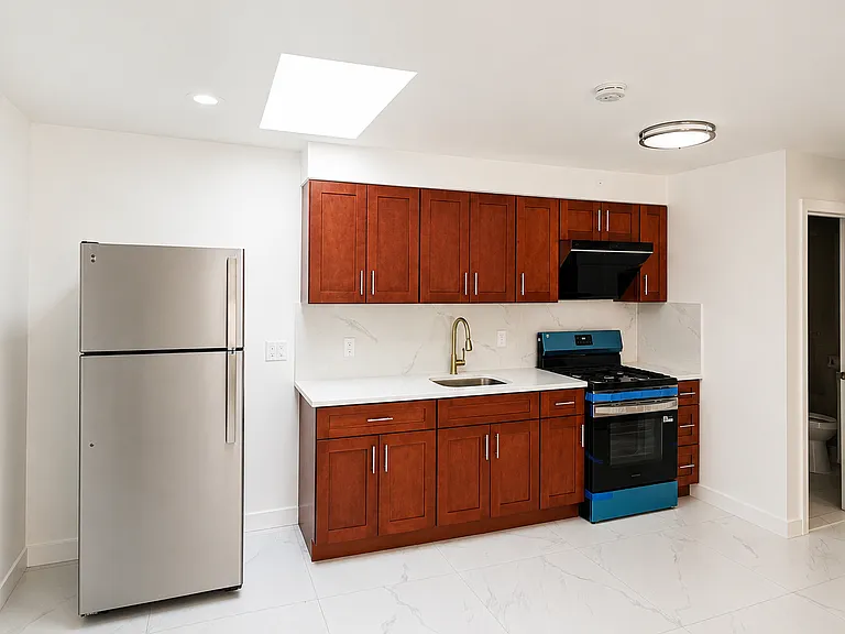 14715 Elm Ave #2 — Photo 4