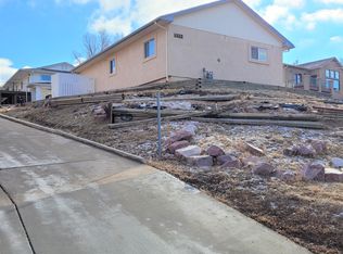 1610 Manitou Blvd, Colorado Springs, CO 80904