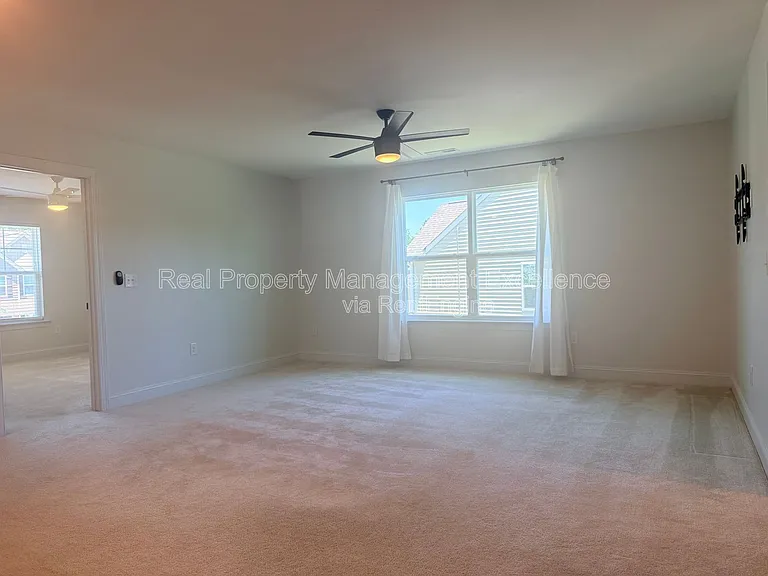 16 Clear Creek Cir — Photo 39