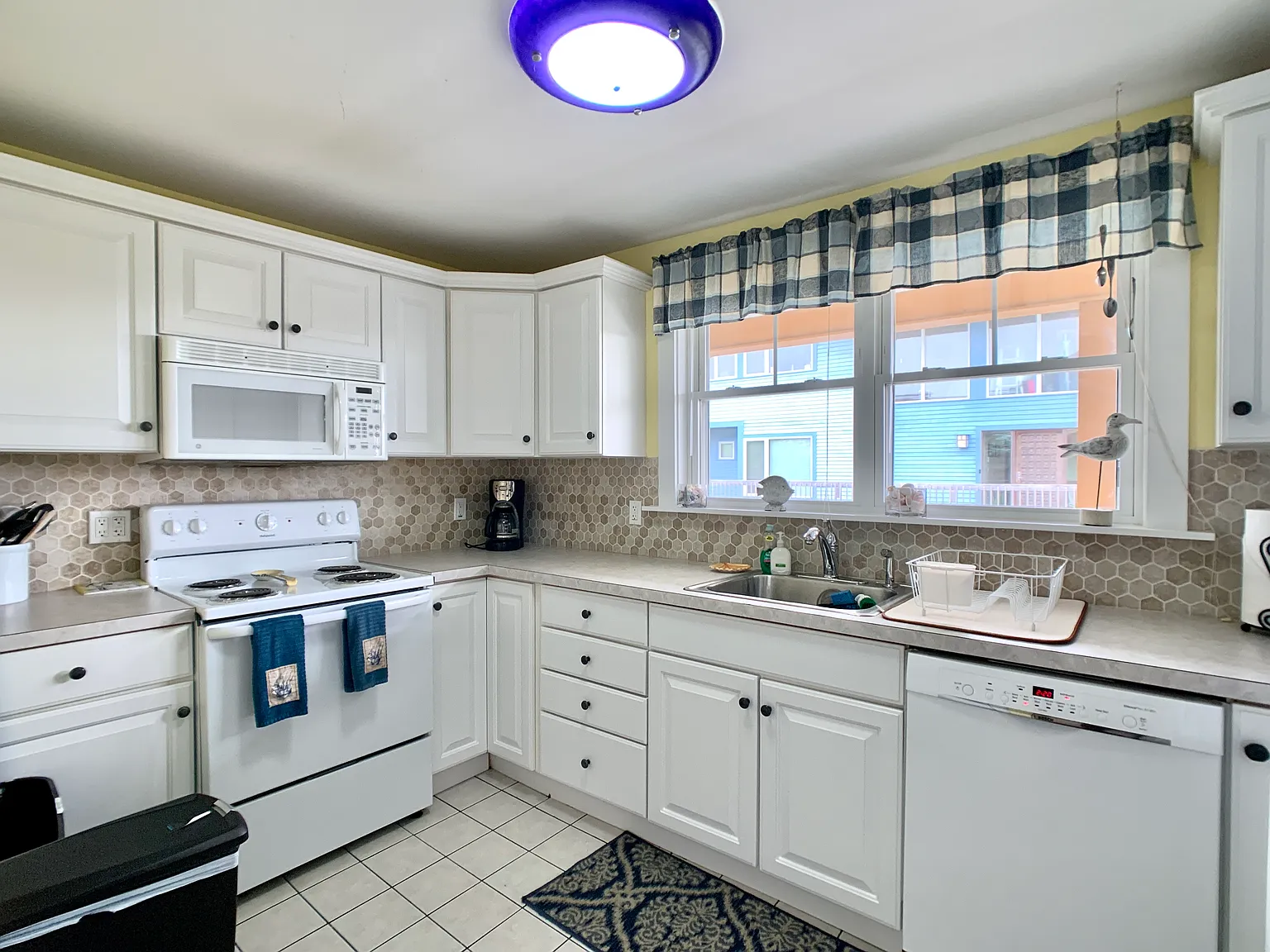 25 Briarwood Avenue — Photo 1
