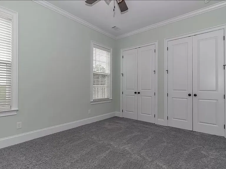 River Oaks Ln — Photo 14
