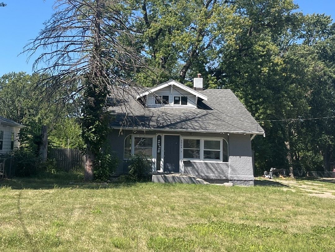 3904 Beaver Ave, Des Moines, IA 50310 Zillow