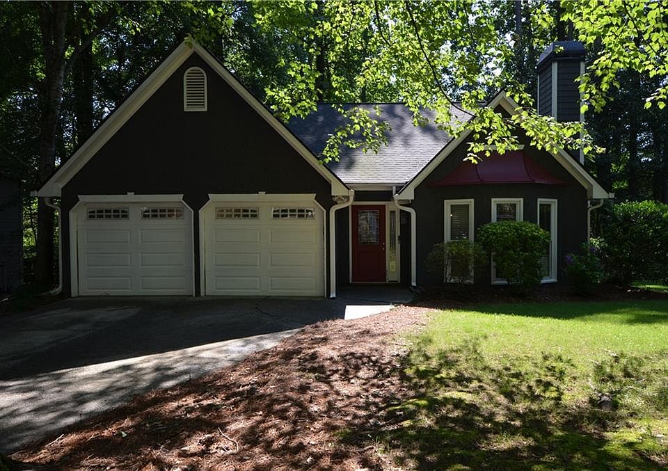 1st image of 3206 Country Walk Dr