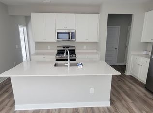 811 Scarsdale Ln, Danville, IN 46122