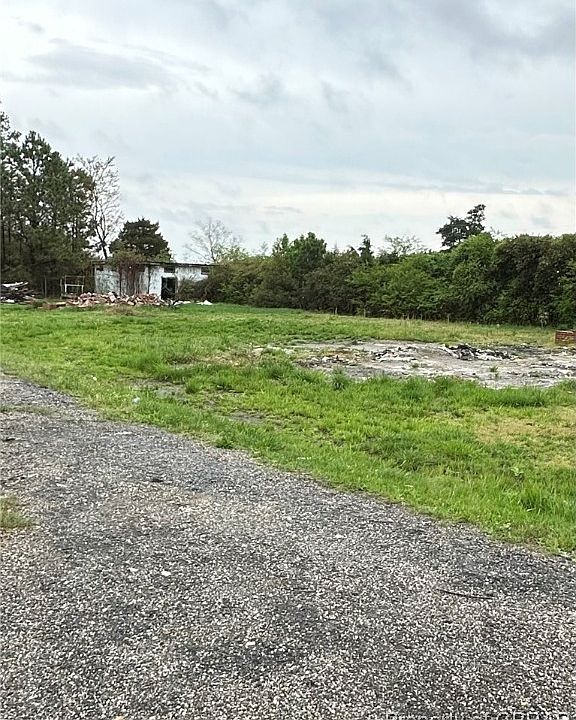1st image of 2205 Cooks Landing Rd