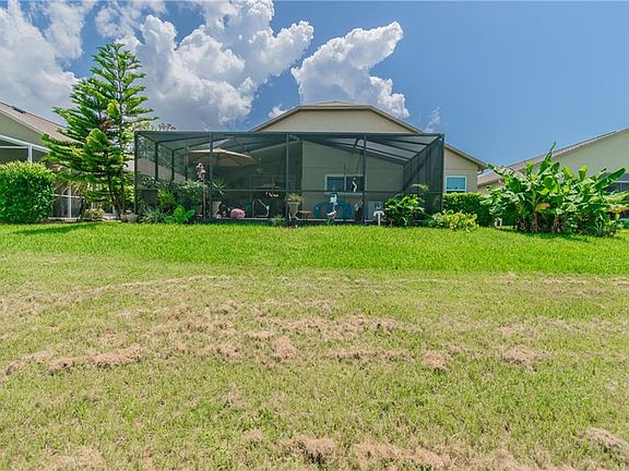 5th image of 11027 Edge Park Dr