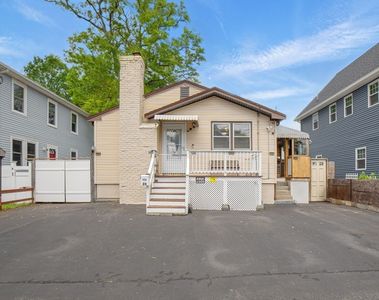 26 Hanna St, Quincy, MA, 02169