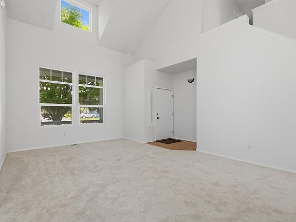 5th image of 3713 SE 182nd Ave