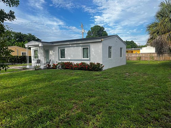 4th image of 16401 NW 18th Ave