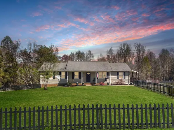 513 Lester Rd, Chatham, VA 24531