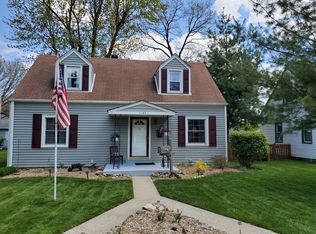1143 State St, Hobart, IN 46342