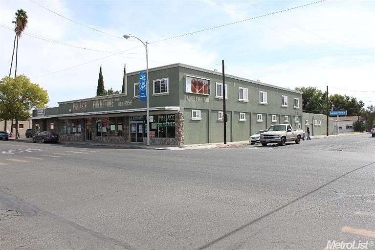 1st image of 2035 Blossom St