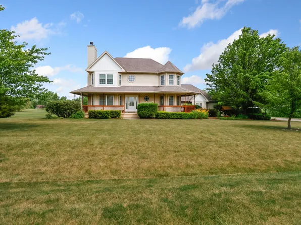 653 Allegheny Dr, Hebron, IN 46341