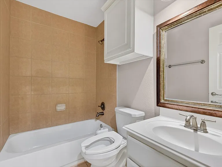 11127 Salento Ct — Photo 42