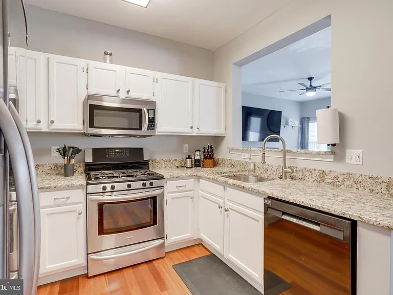 14304 Rosy Ln #25 — Photo 4